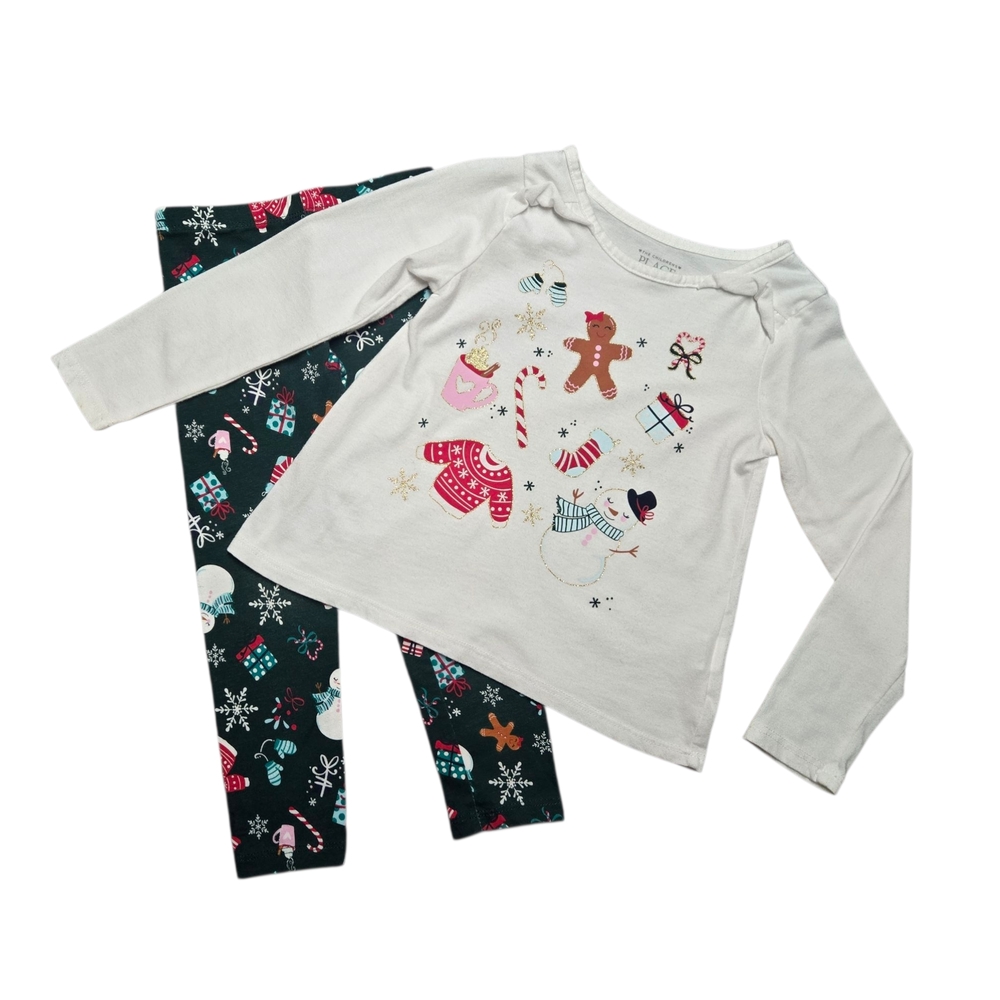 The Children's Place White and Green Holiday Set